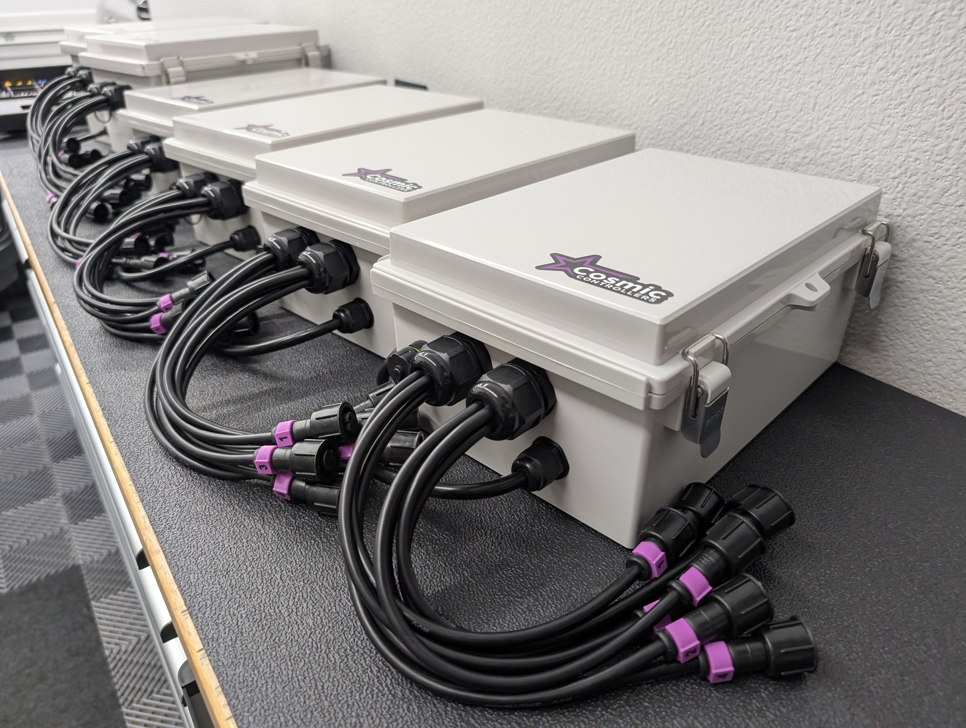 Pixel Controllers for xLights & FPP | Cosmic Controllers