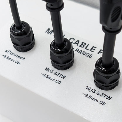 M16L long-thread cable gland fit demo showing xConnect, 16/3 SJTW, and 14/3 SJTW cable sizes